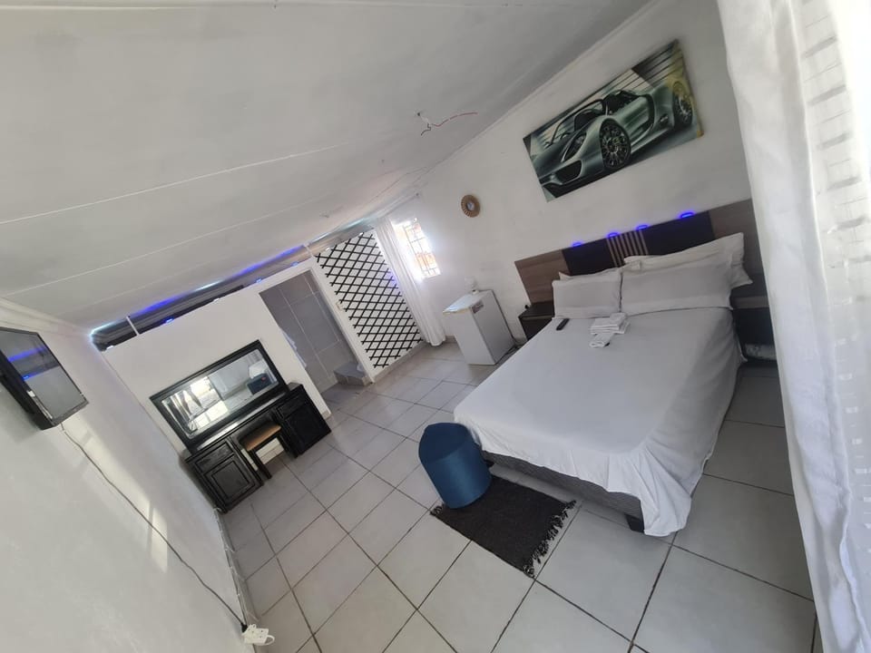 3 bedroom self catering Bed and Breakfast in Gauteng