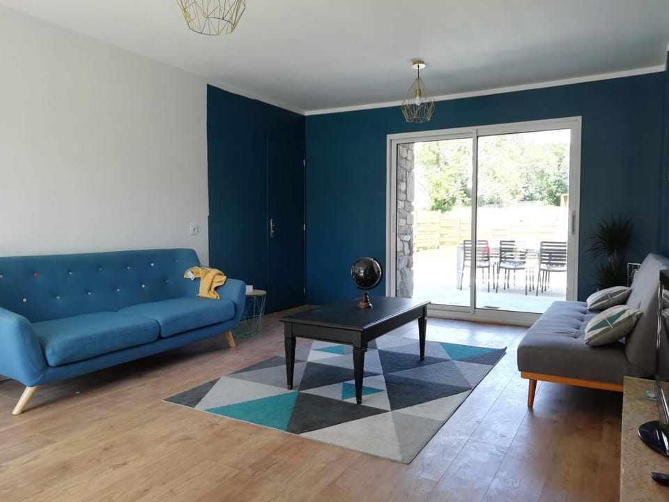 Longère Golfe du Morbihan avec piscine extérieure House in Vannes