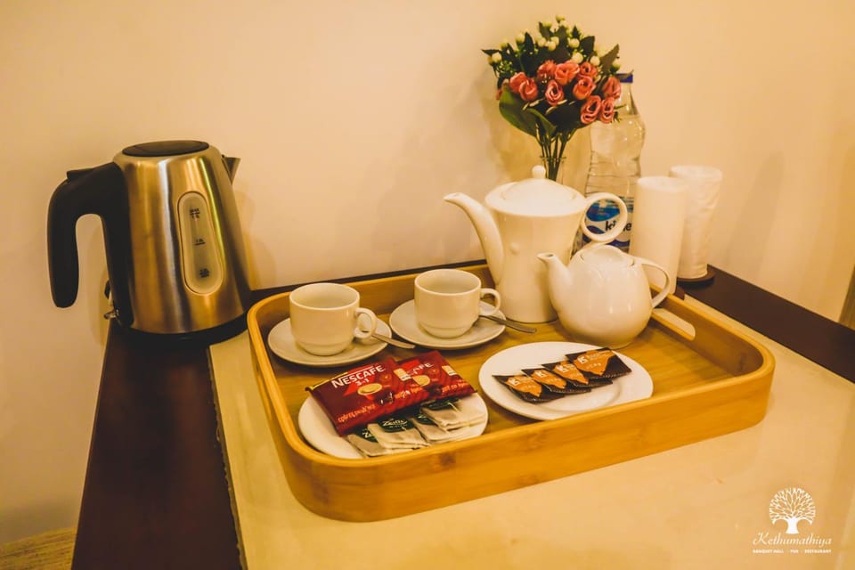 Kethumathiya Banquet Hall, Pub & Restaurant Hotel in Western Province