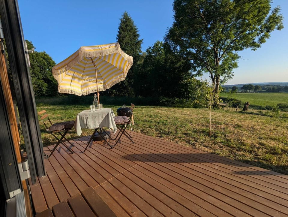 Patio, Natural landscape, Dining area