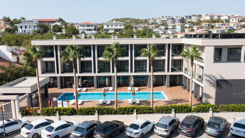 Boyalık Beach Palms Otel Hotel in Alaçatı