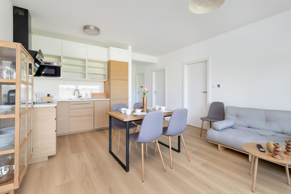 Kitchen or kitchenette, Living room, Dining area