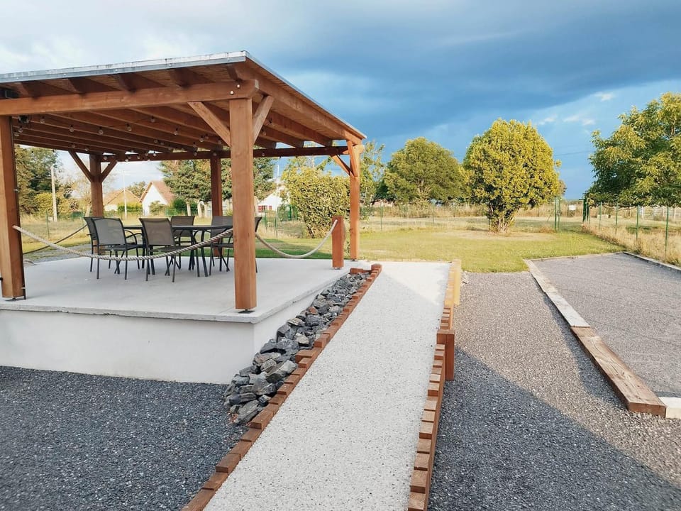 Patio, Natural landscape, Garden, Garden view