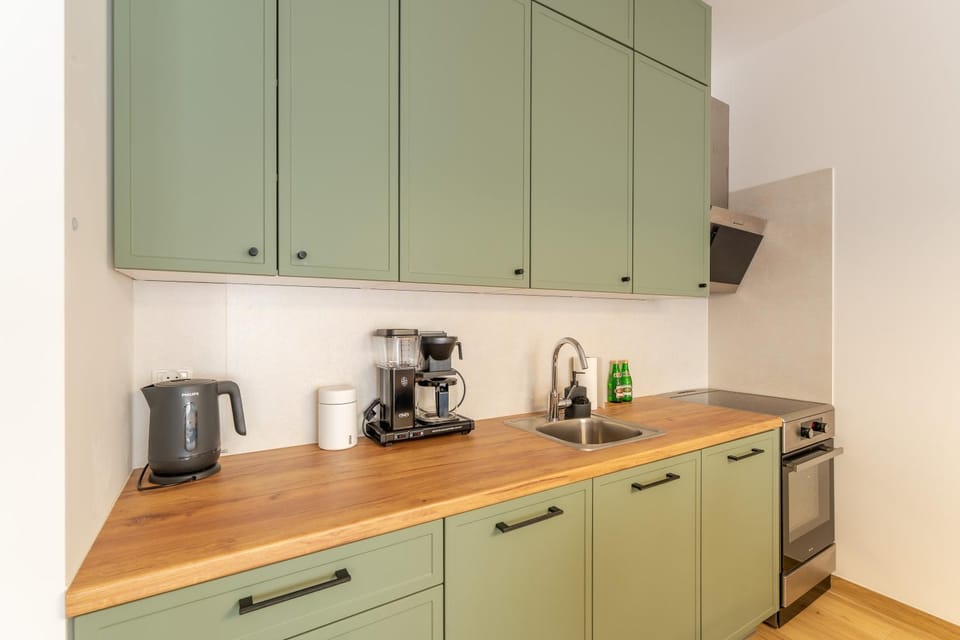 Coffee/tea facilities, pet friendly, stove