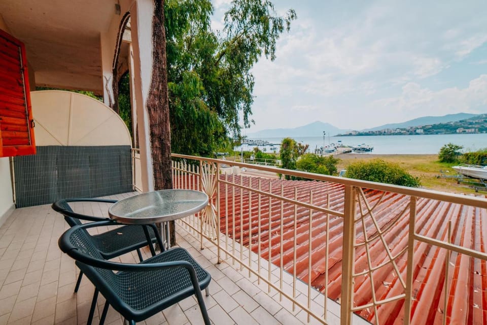 Natural landscape, View (from property/room), Balcony/Terrace, Sea view