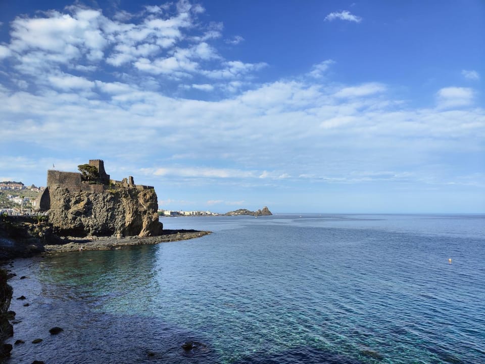 Nearby landmark, Natural landscape