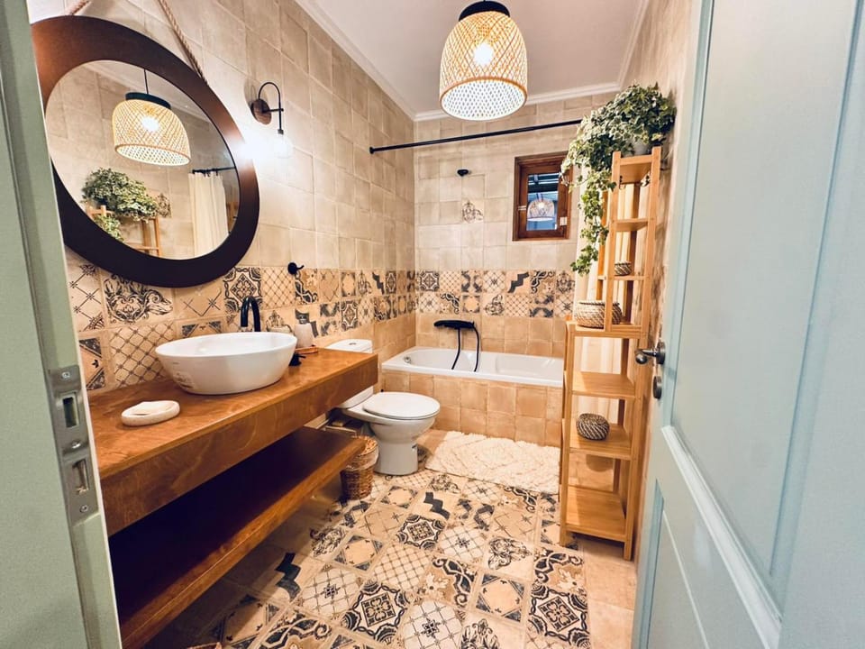 Shower, Toilet, Bathroom, Bath, towels