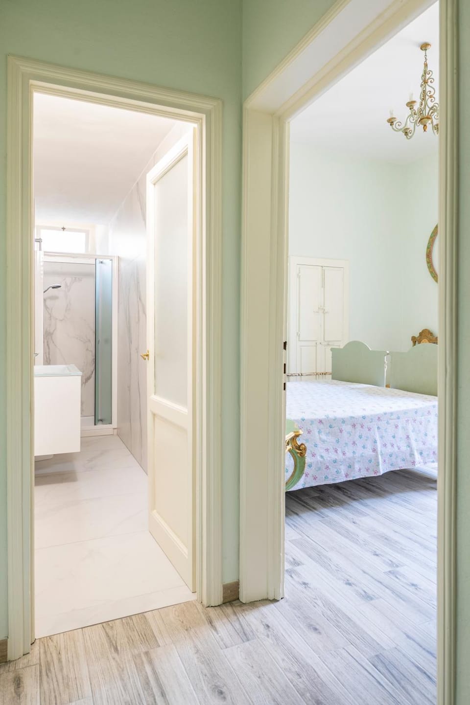 Bed, Photo of the whole room, Bedroom, wardrobe