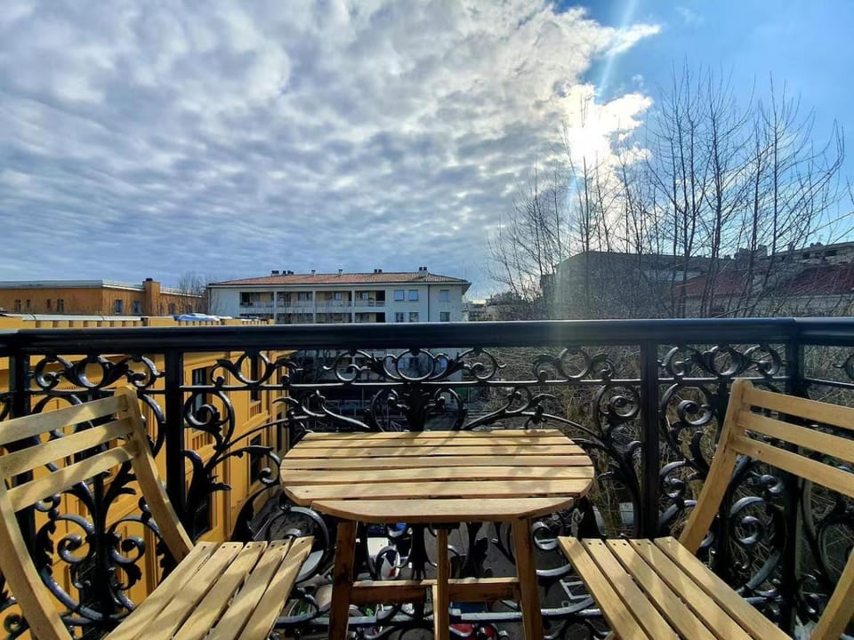 Balcony/Terrace, Dining area