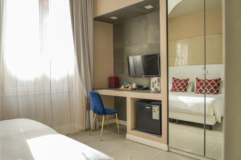 TV and multimedia, minibar
