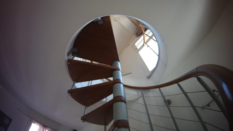 Seating area, Bedroom