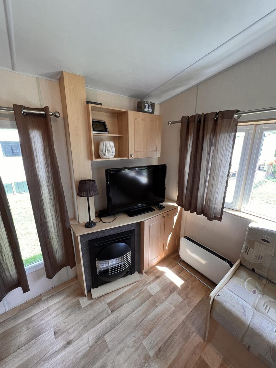 Communal lounge/ TV room, Living room