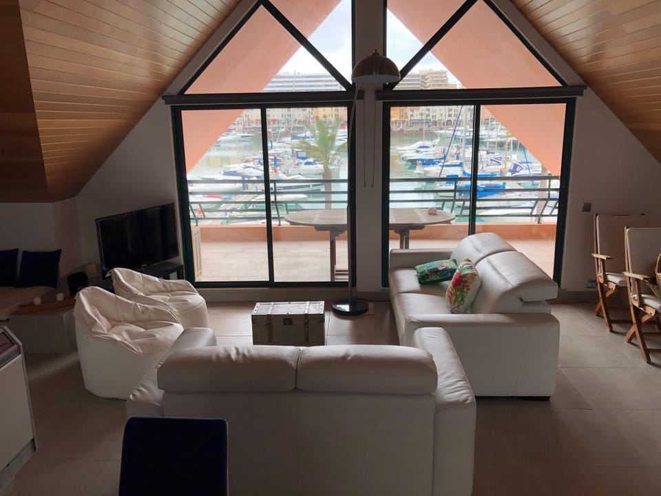Beach Apartment Marina Vilamoura Apartment in Quarteira