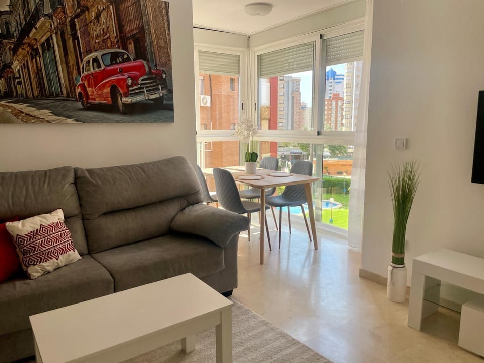 TV and multimedia, Living room, Dining area