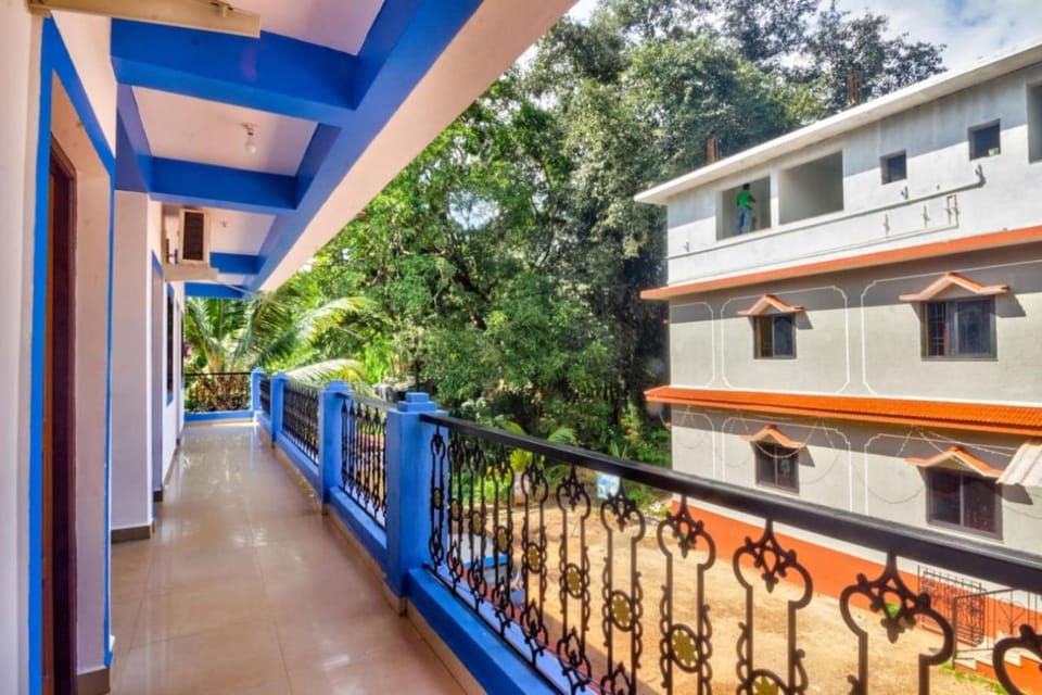 Property building, Day, View (from property/room), Balcony/Terrace
