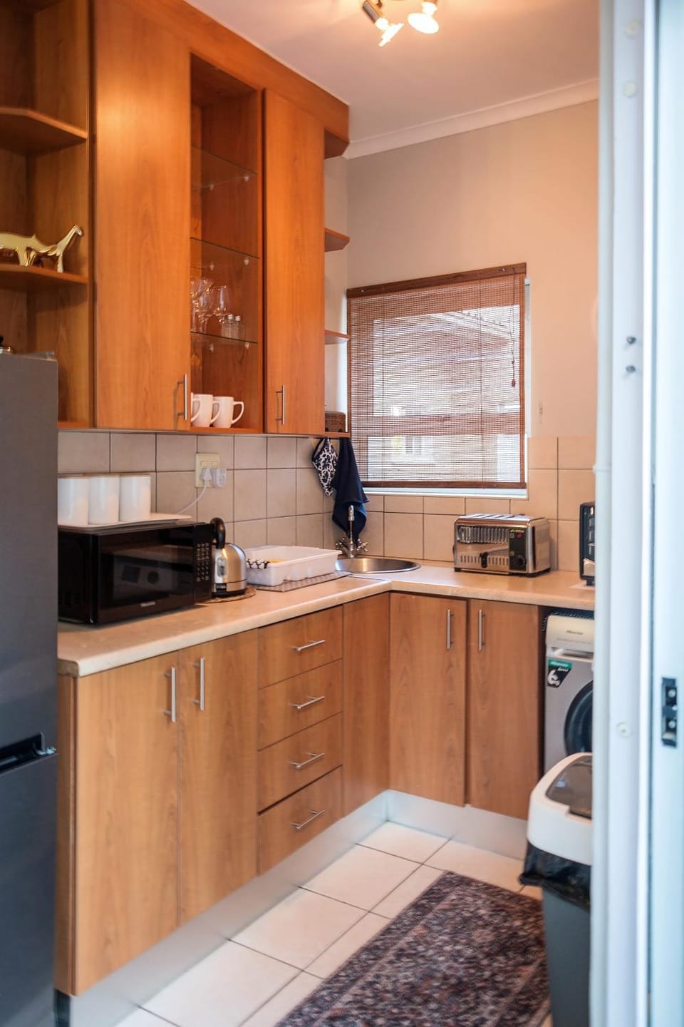 Kitchen or kitchenette, oven, pet friendly, stove, toaster