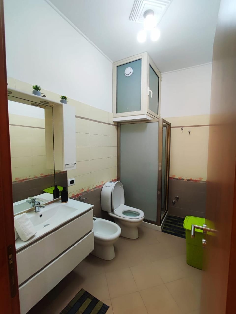 Shower, Toilet, Bathroom, bidet