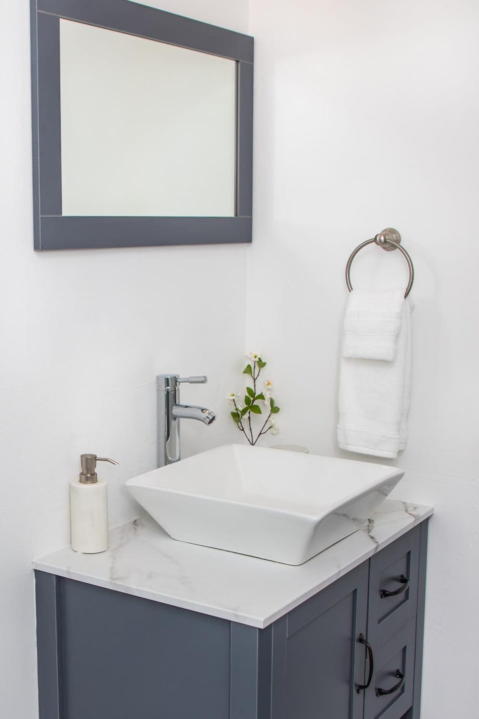Bathroom, towels