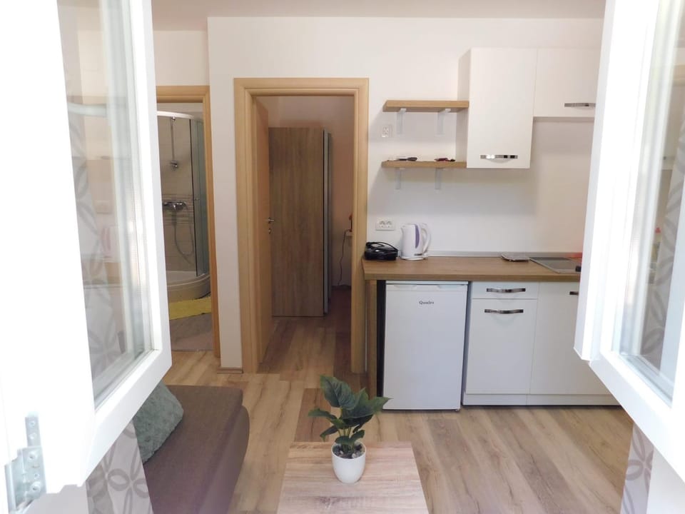 Studio Apartment Marinella Apartment in Cres