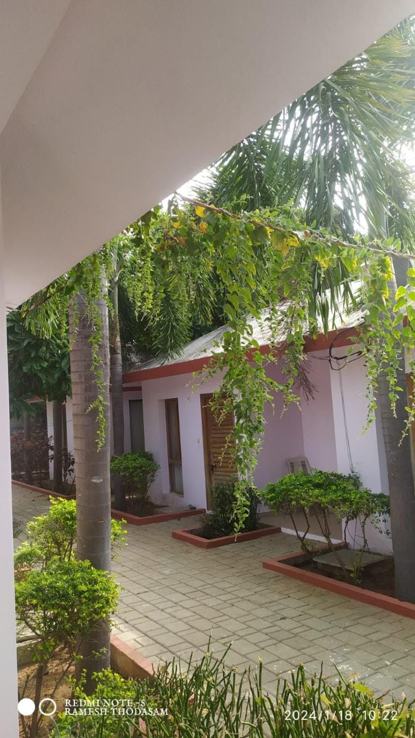 Damus rainbow resort Hotel in Secunderabad