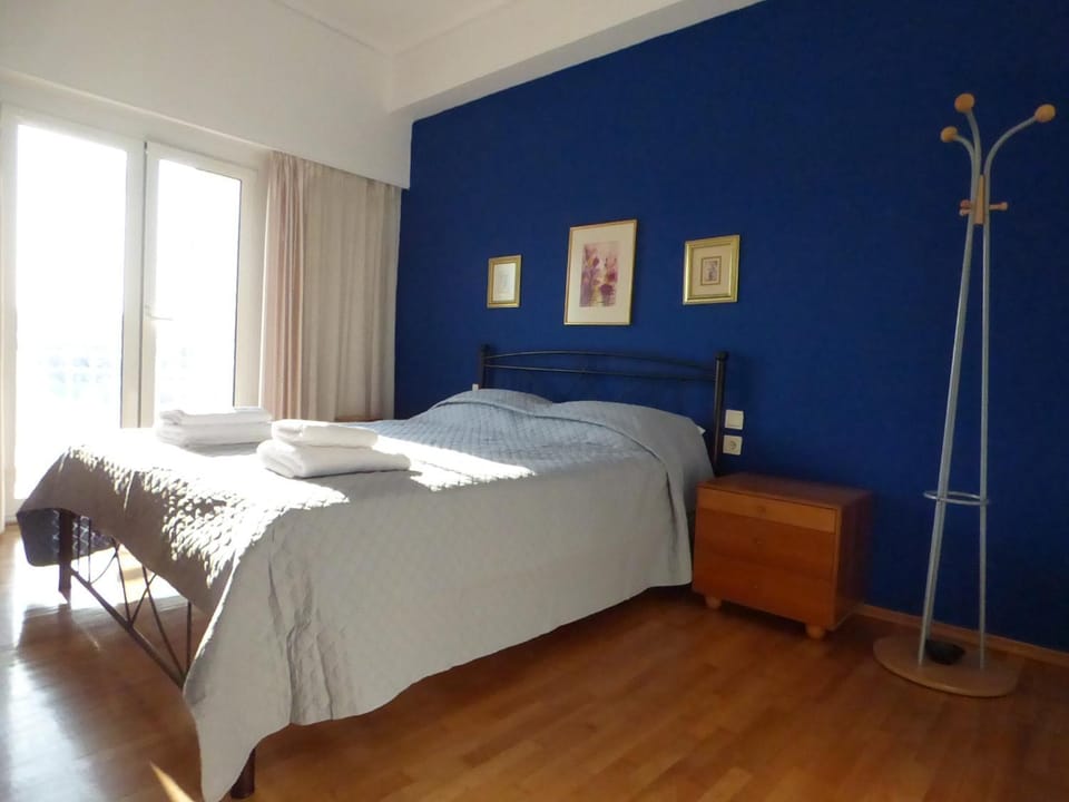 Serenity View Apartment - Marina Zeas Apartment in Pireas