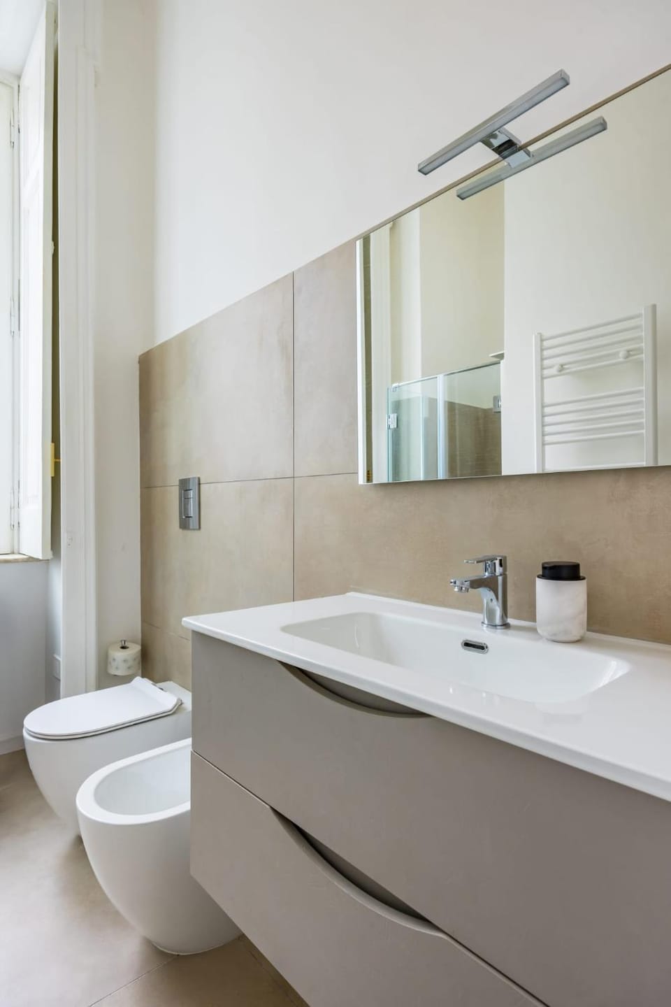 Toilet, Bathroom, Bath, bidet, towels