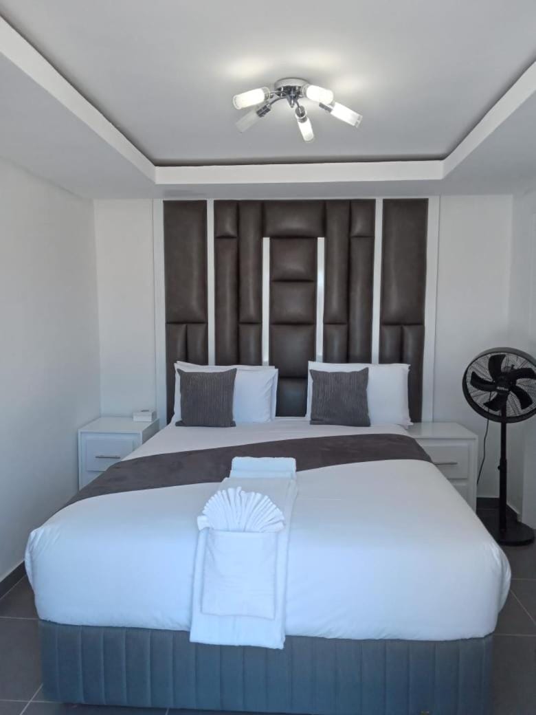 Lefa Guesthouse Bed and Breakfast in North West, South Africa