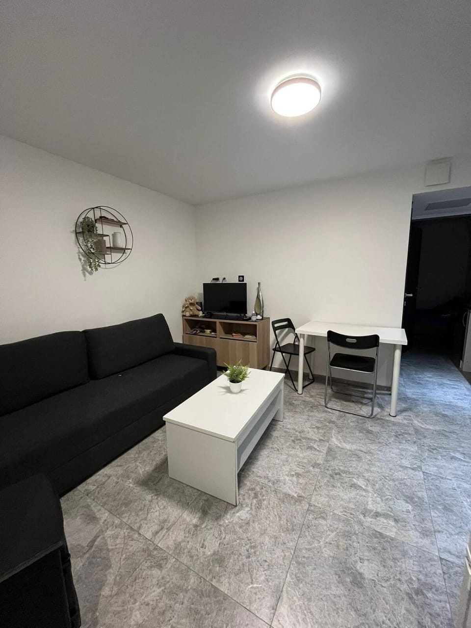 TV and multimedia, Living room, Seating area