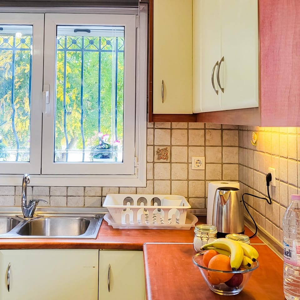 Coffee/tea facilities, Kitchen or kitchenette