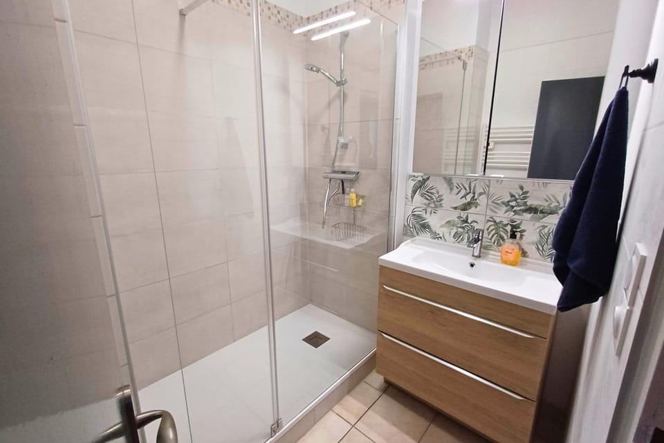 Le Quai - Wifi - Centre-ville Apartment in Laval