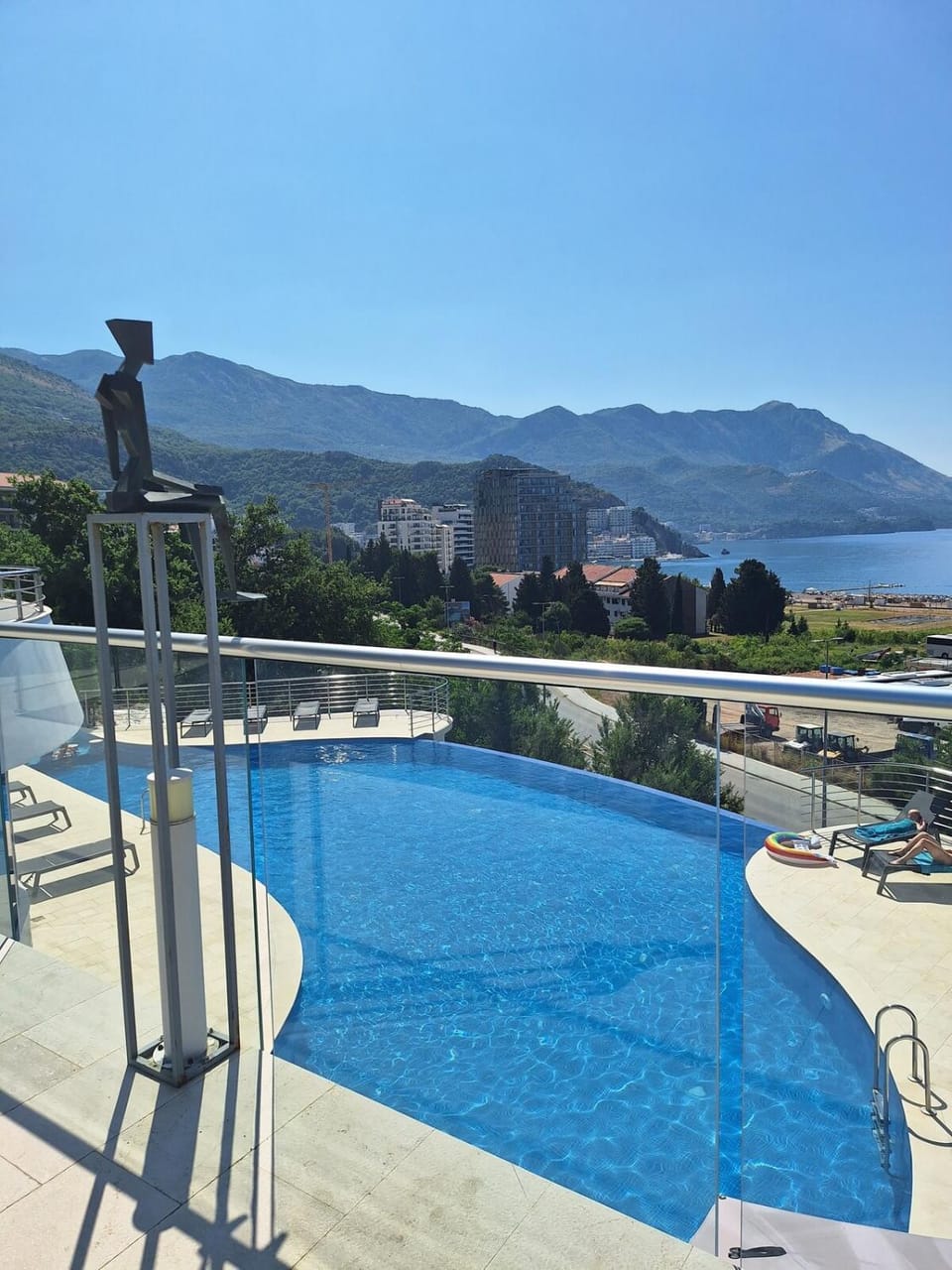 Natural landscape, Mountain view, Swimming pool, Swimming pool, sunbed