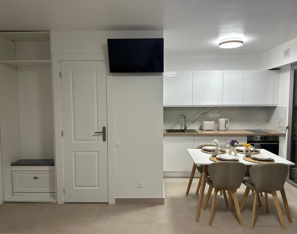Sun, beach and relaxation Apartment in Cagnes-sur-Mer