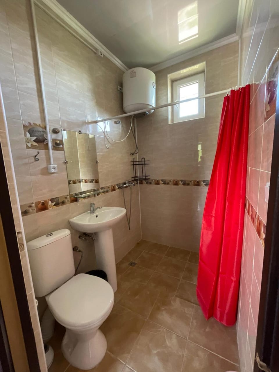 Shower, Toilet