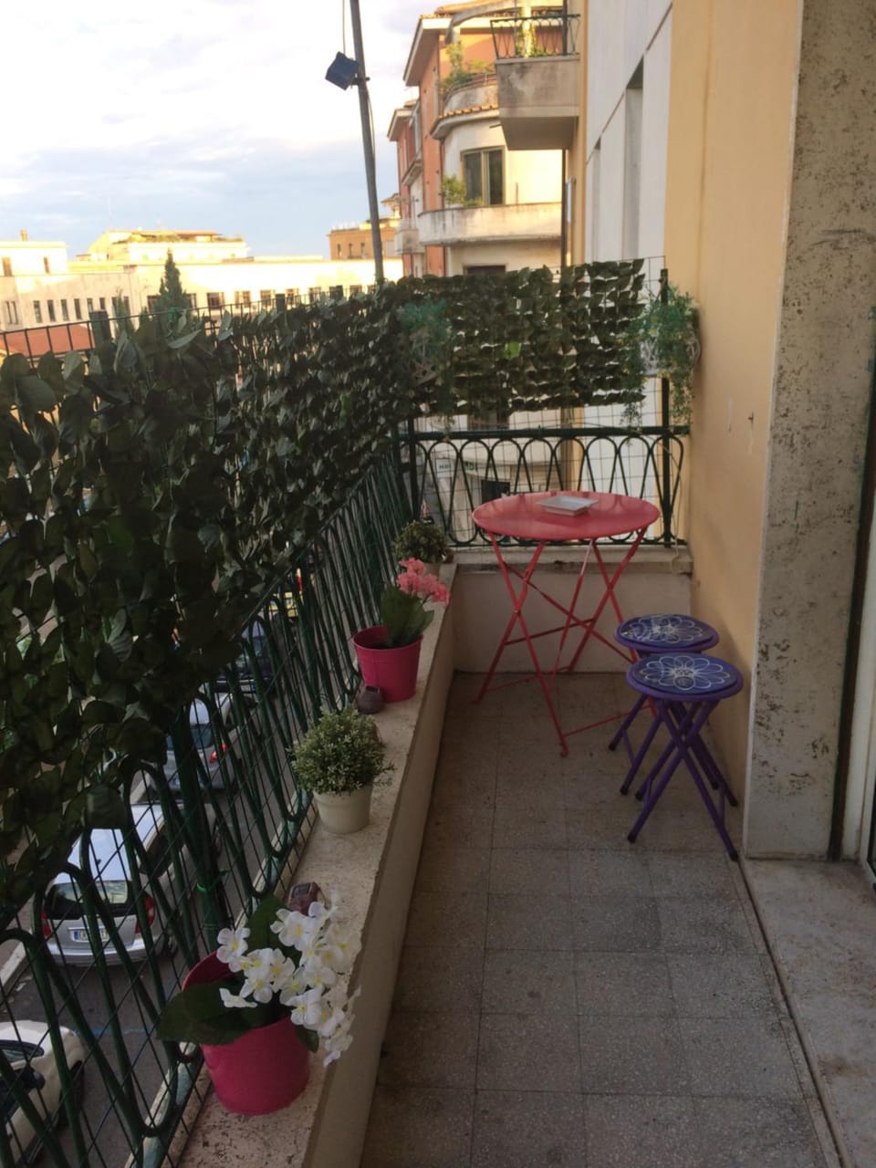 Balcony/Terrace, Decorative detail, City view