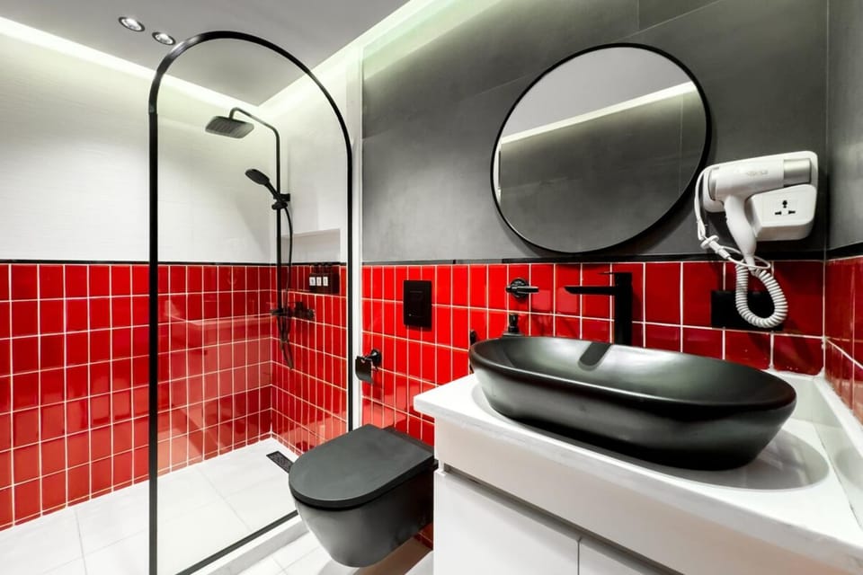 The 1 BDR Ruby Flatette 5 min from CAI Airport Apartment in Cairo Governorate