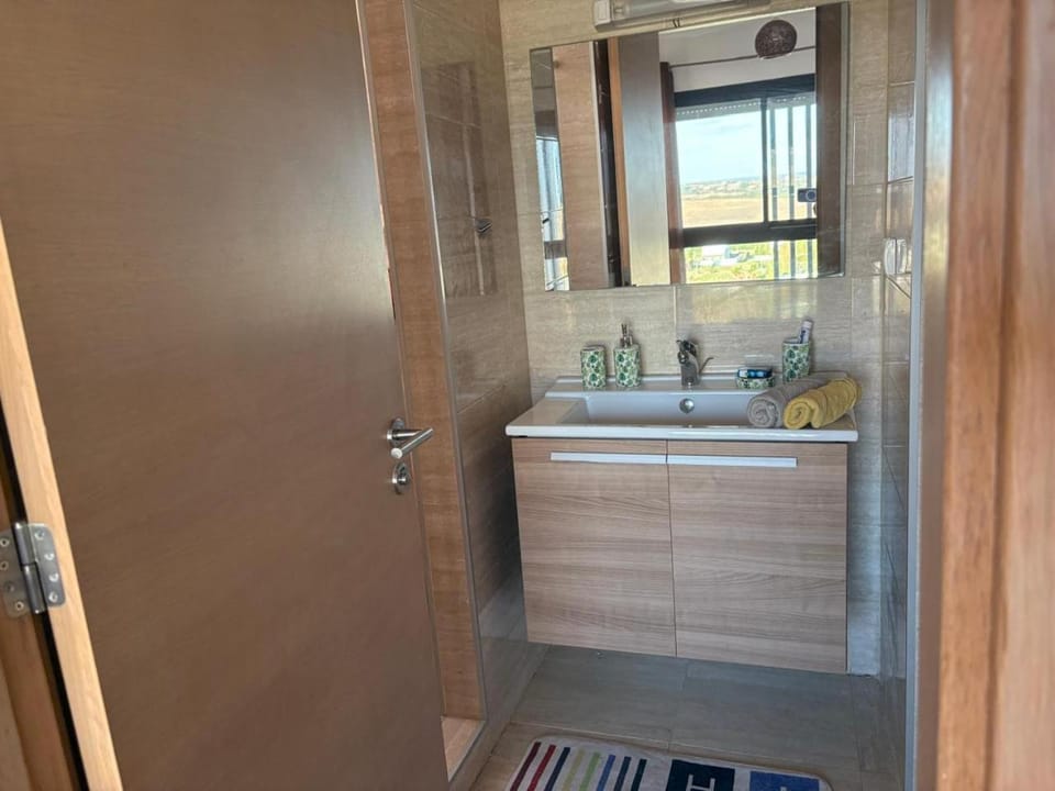 Shower, Toilet, Steam room