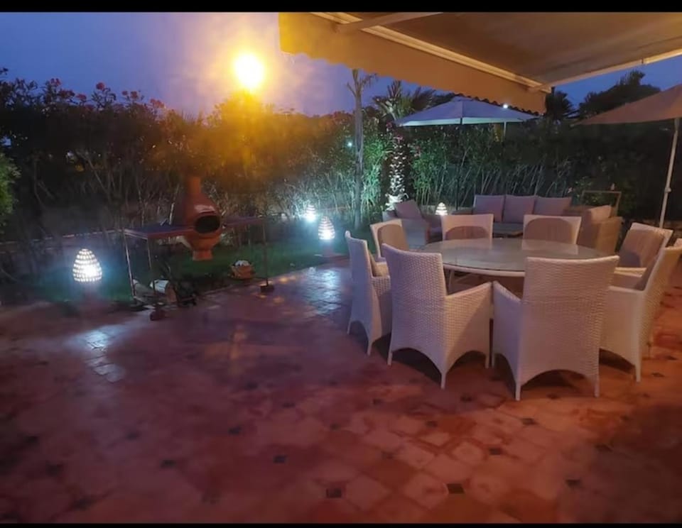 Patio, Night, Garden, View (from property/room), Balcony/Terrace, Dining area, Garden view