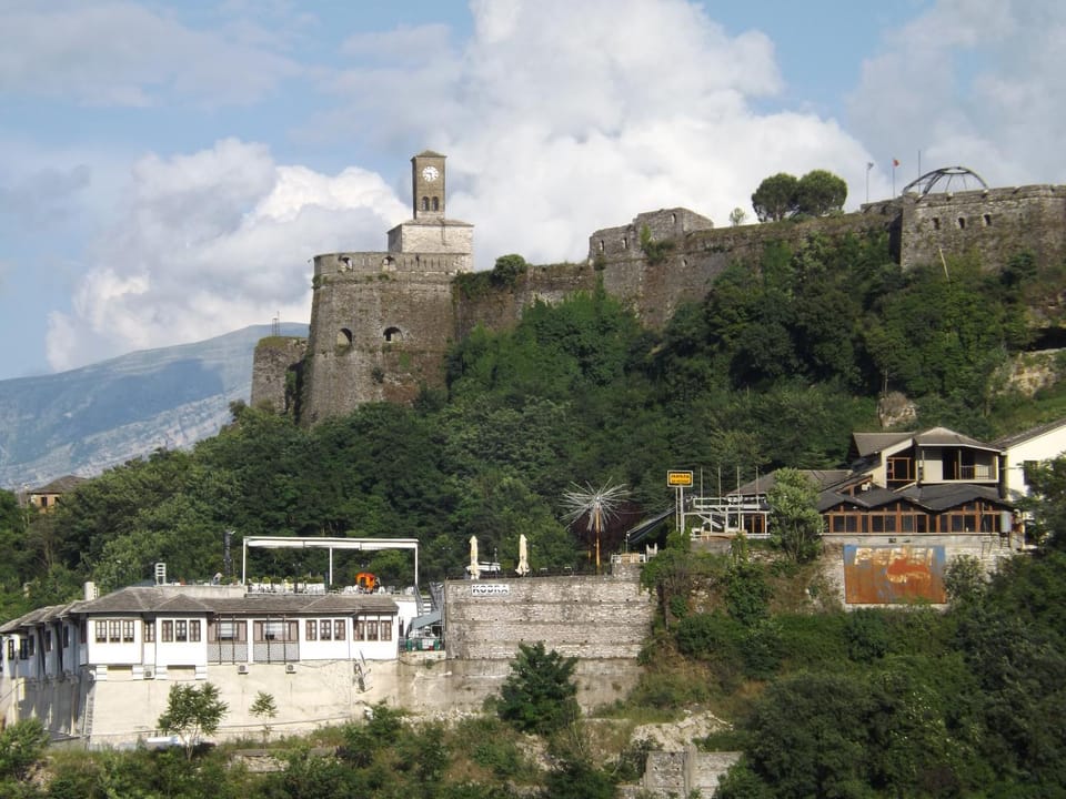 Nearby landmark, Day, Natural landscape, Landmark view, Mountain view