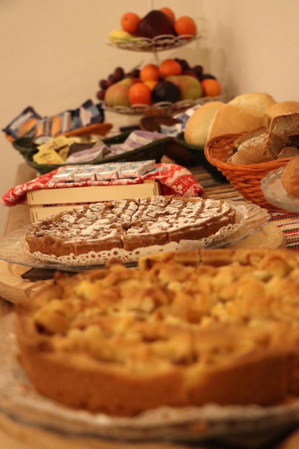 Food and drinks, Breakfast, Continental breakfast, Italian breakfast