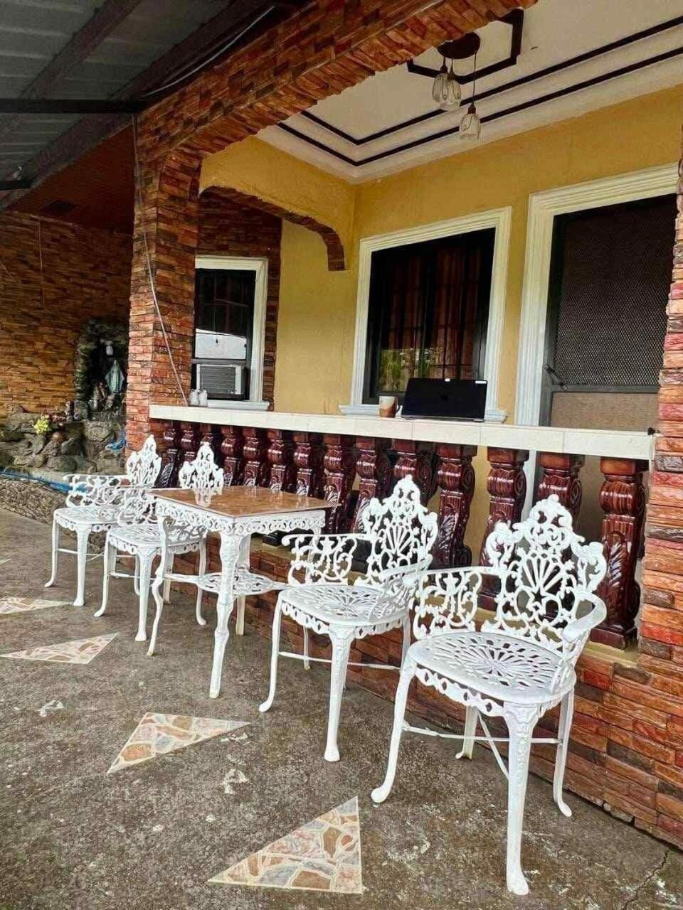 GUEST HOUSE at Tayabas Quezon! Apartment in Calabarzon