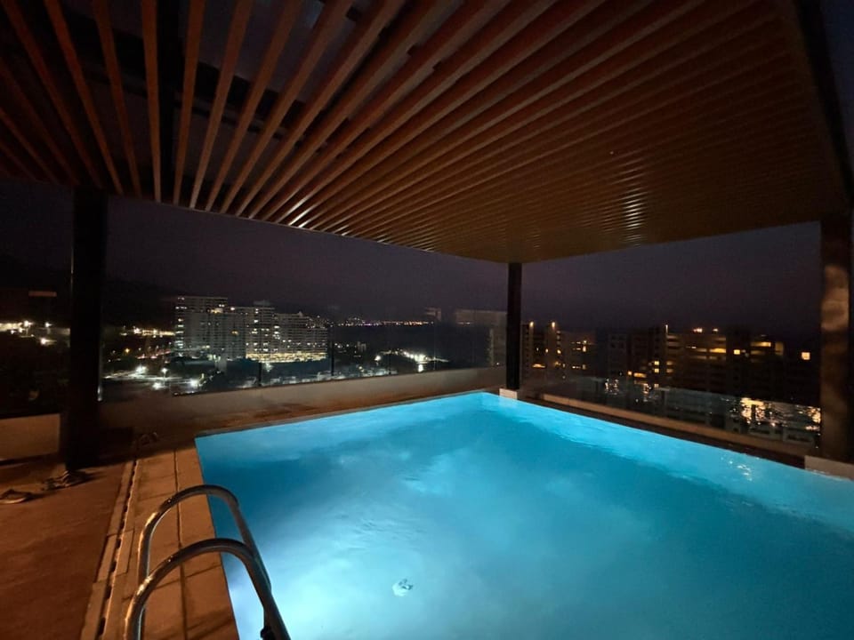 Celeste Infinity Pool Apartment in Magdalena, Colombia