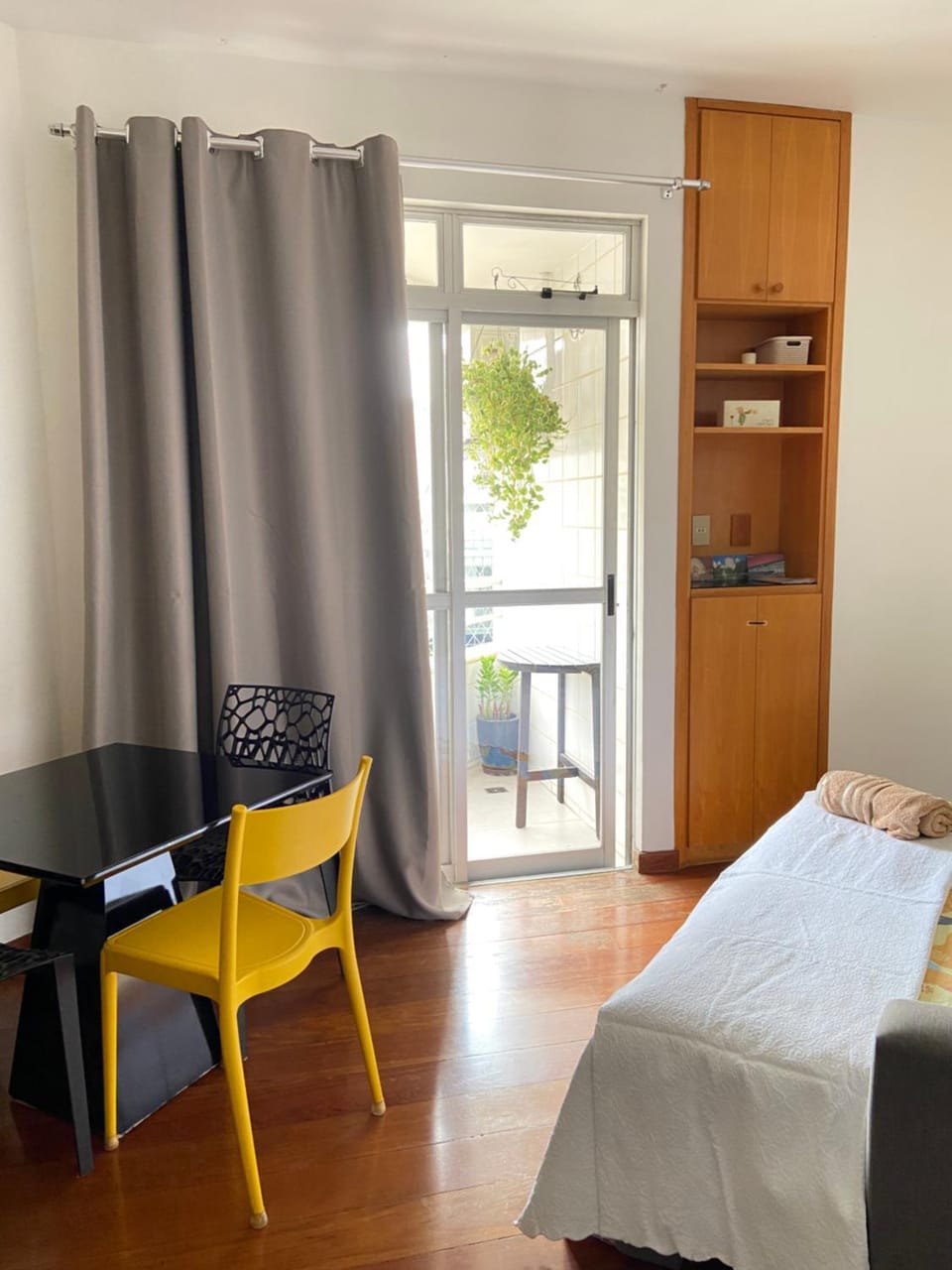 Savassi apartment with balcony, air conditioning and acoustic window Apartment in Belo Horizonte