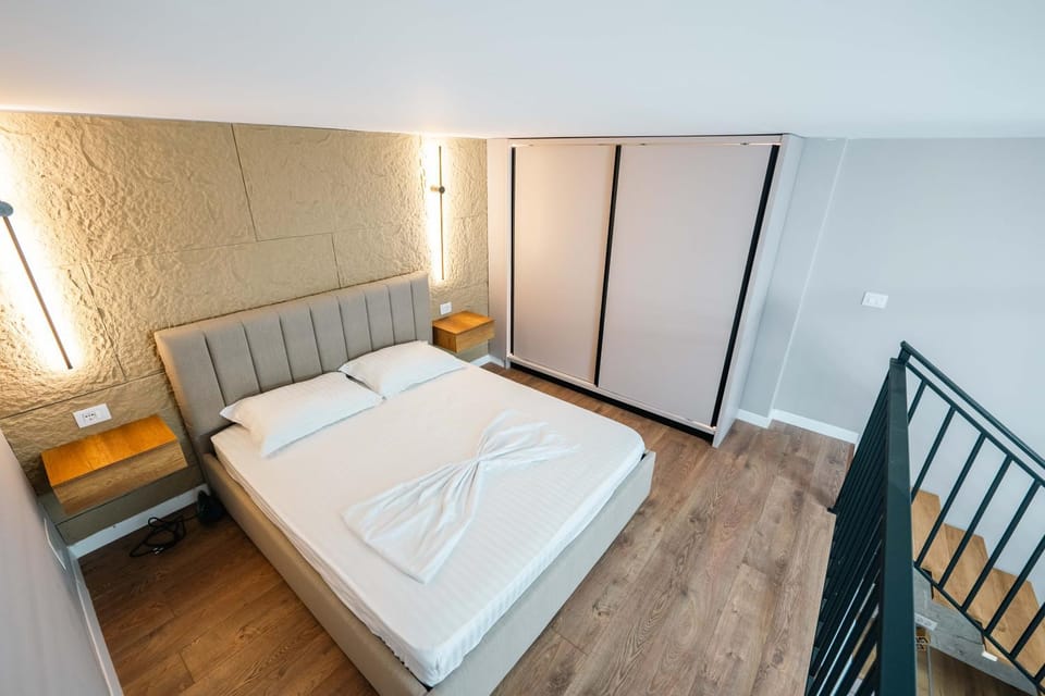 Bed, Photo of the whole room, Bedroom, towels, wardrobe