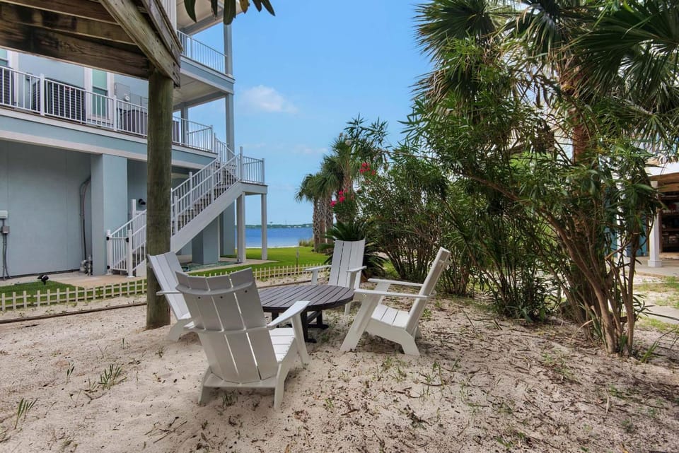 Crustacean Sensation House in Pensacola Beach