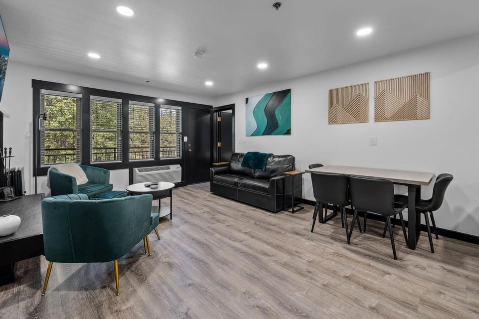 7th Mountain Basecamp in Bend House in Oregon