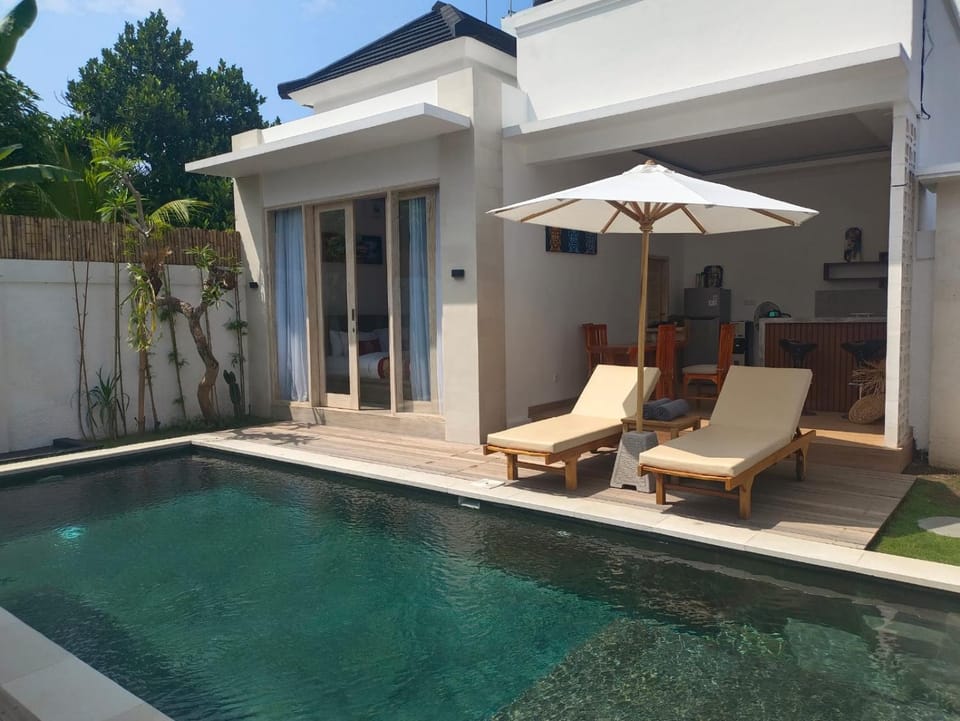 Balcony/Terrace, Swimming pool