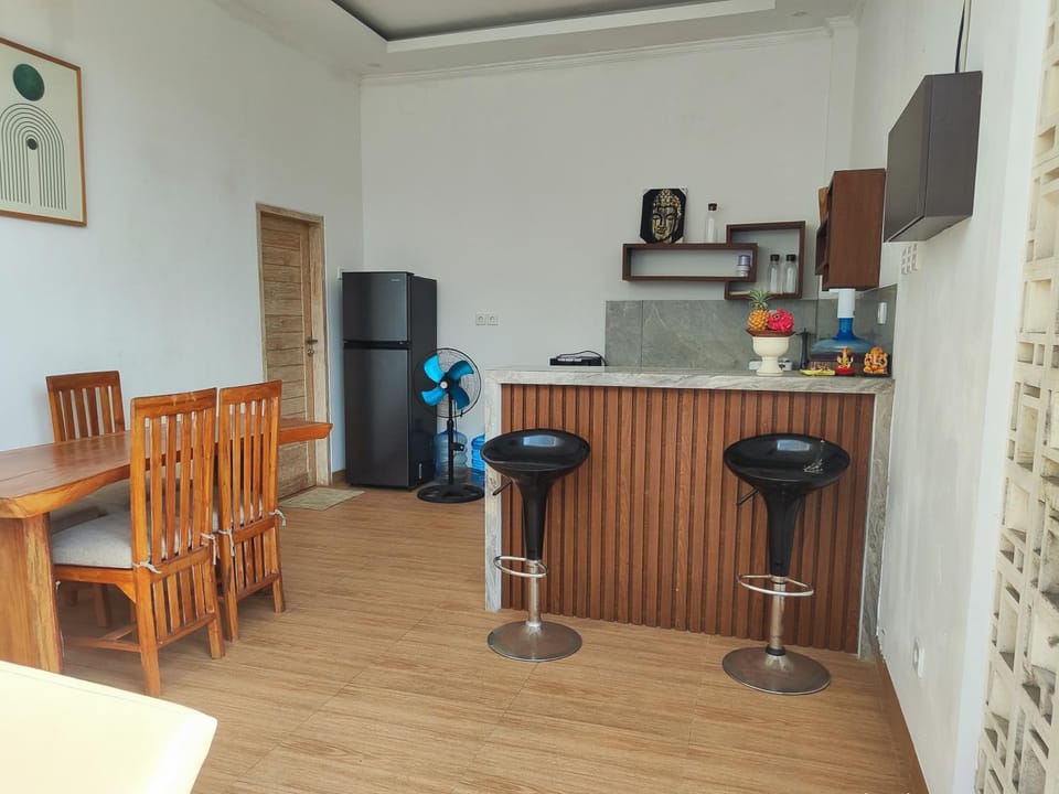 Coffee/tea facilities, Seating area, minibar