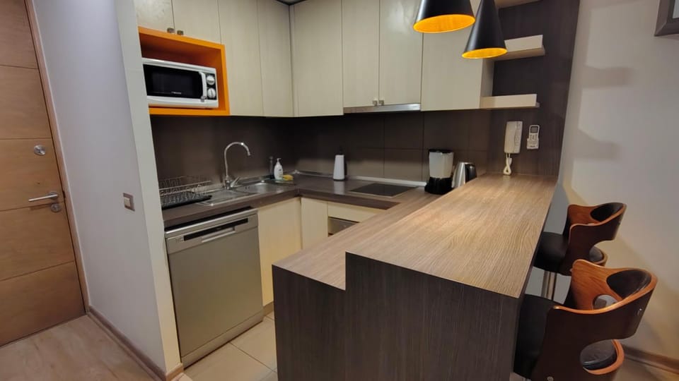 Kitchen or kitchenette, oven