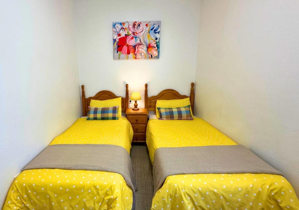 RG78: Penthouse Downtown Torrevieja Apartment in Torrevieja