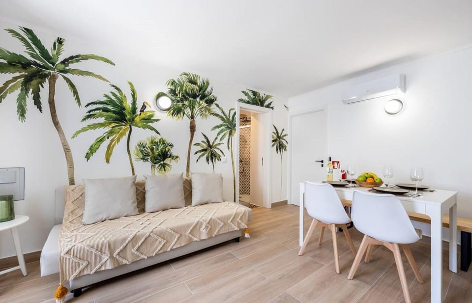 Palm Tree Apartment, Town Centre Apartment in Tavira